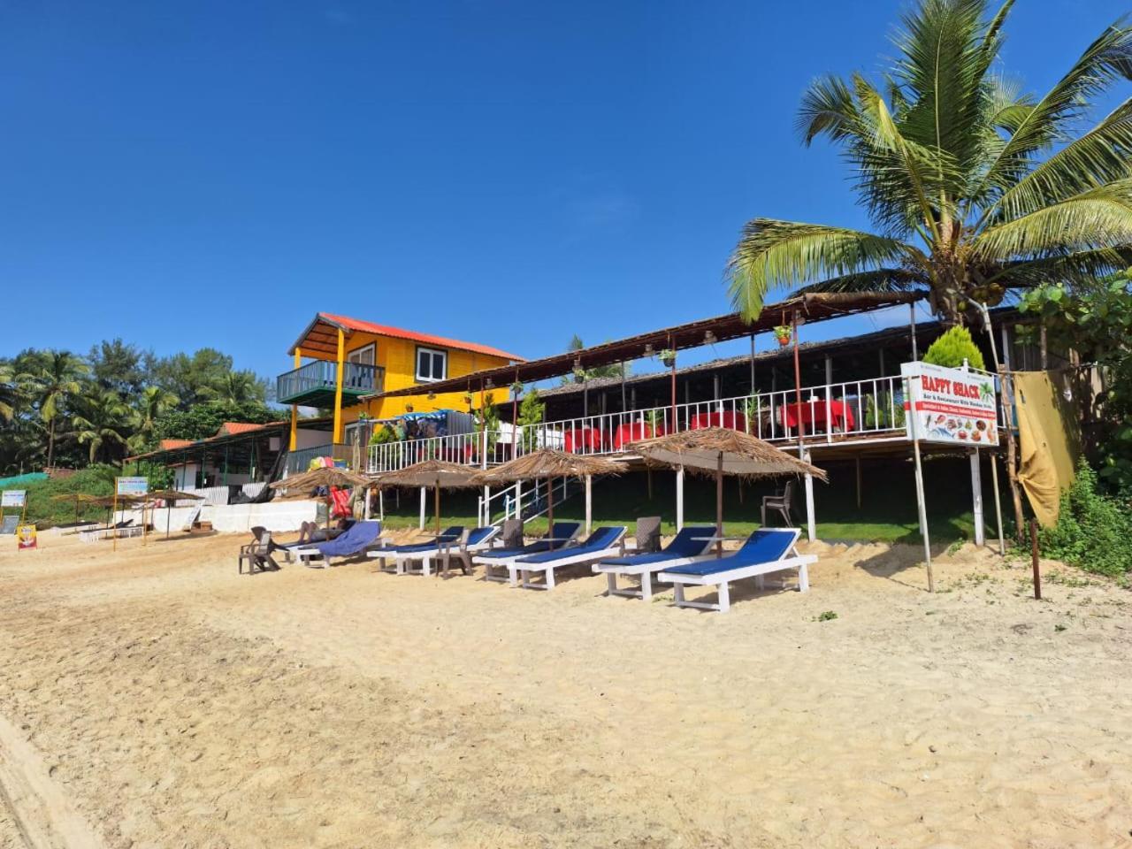Happy Shack Beach And Wooden Huts โคลวา ภายนอก รูปภาพ